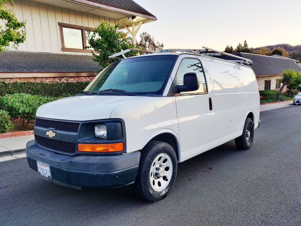 2012 CHEVROLET Express