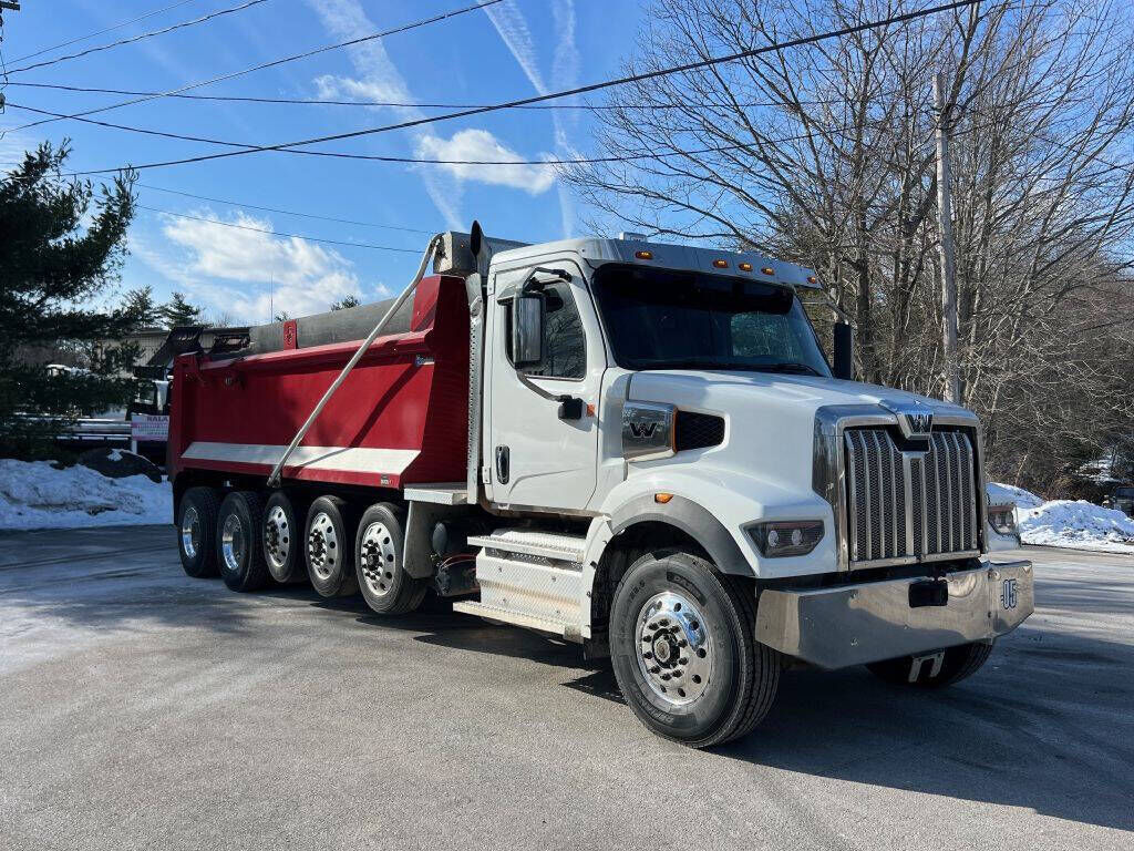 2023 WESTERN STAR 47X Chassis
