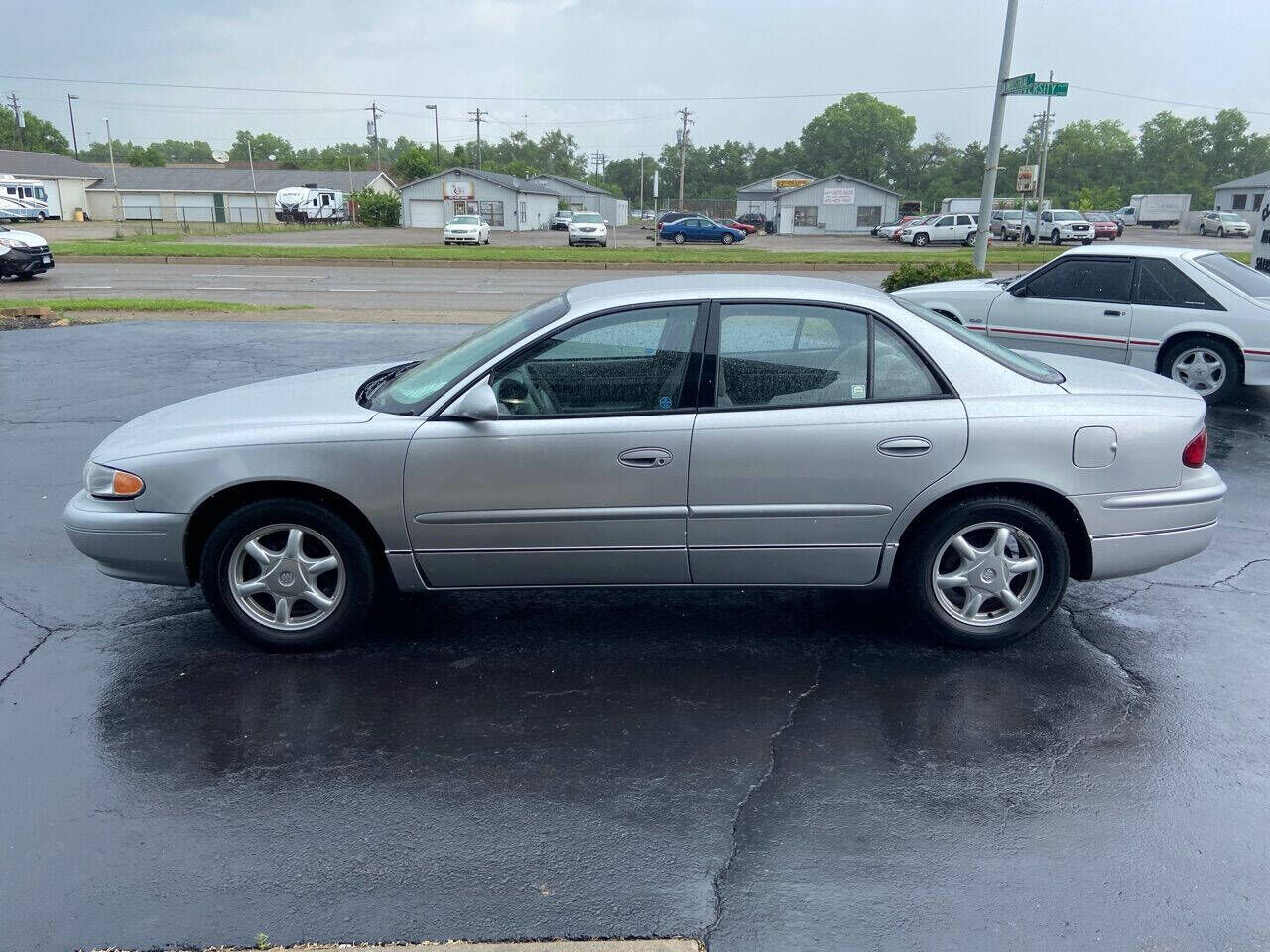 2004 BUICK Regal