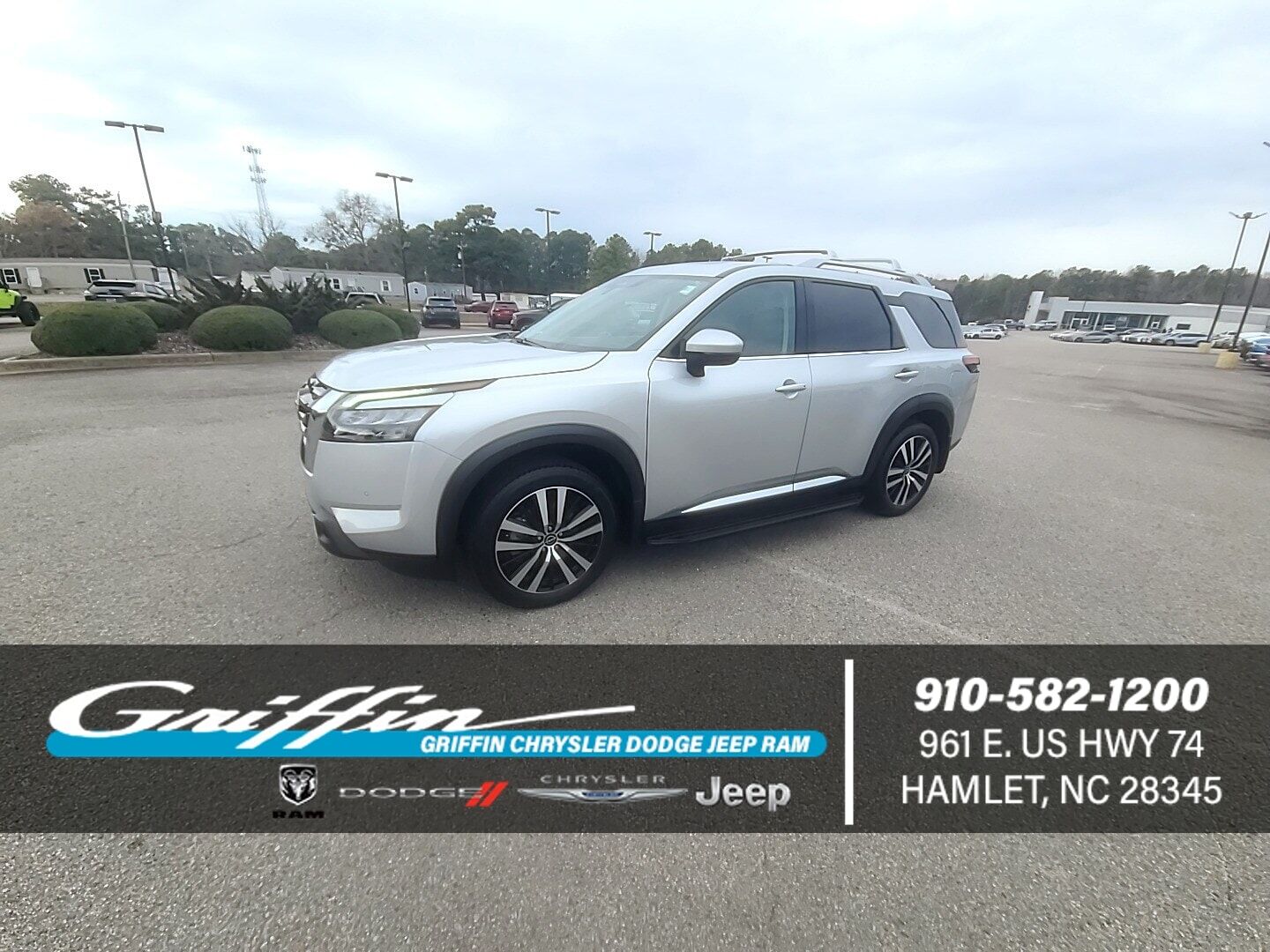 2025 NISSAN Pathfinder