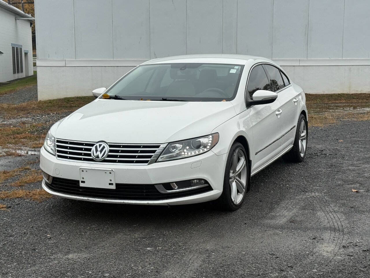 2013 VOLKSWAGEN Passat
