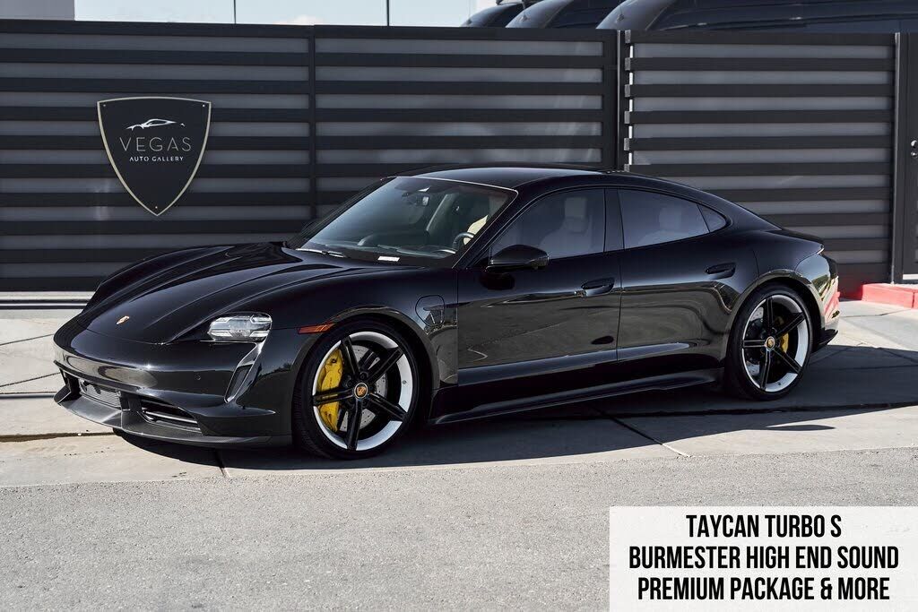 2020 PORSCHE Taycan