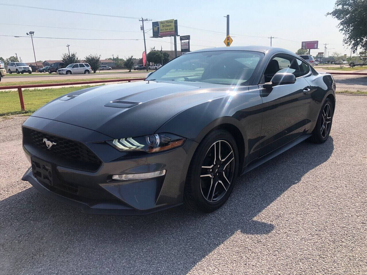2019 FORD Mustang