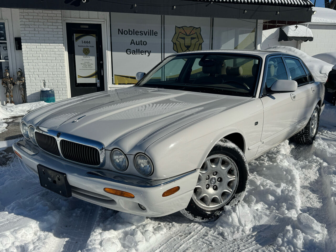 Jaguar XJ8