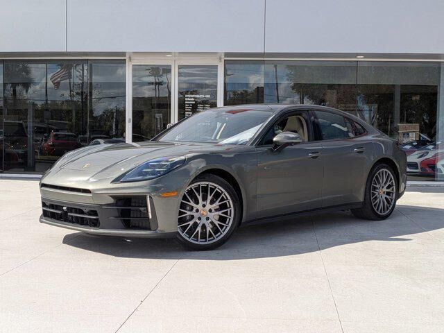 2026 PORSCHE Panamera