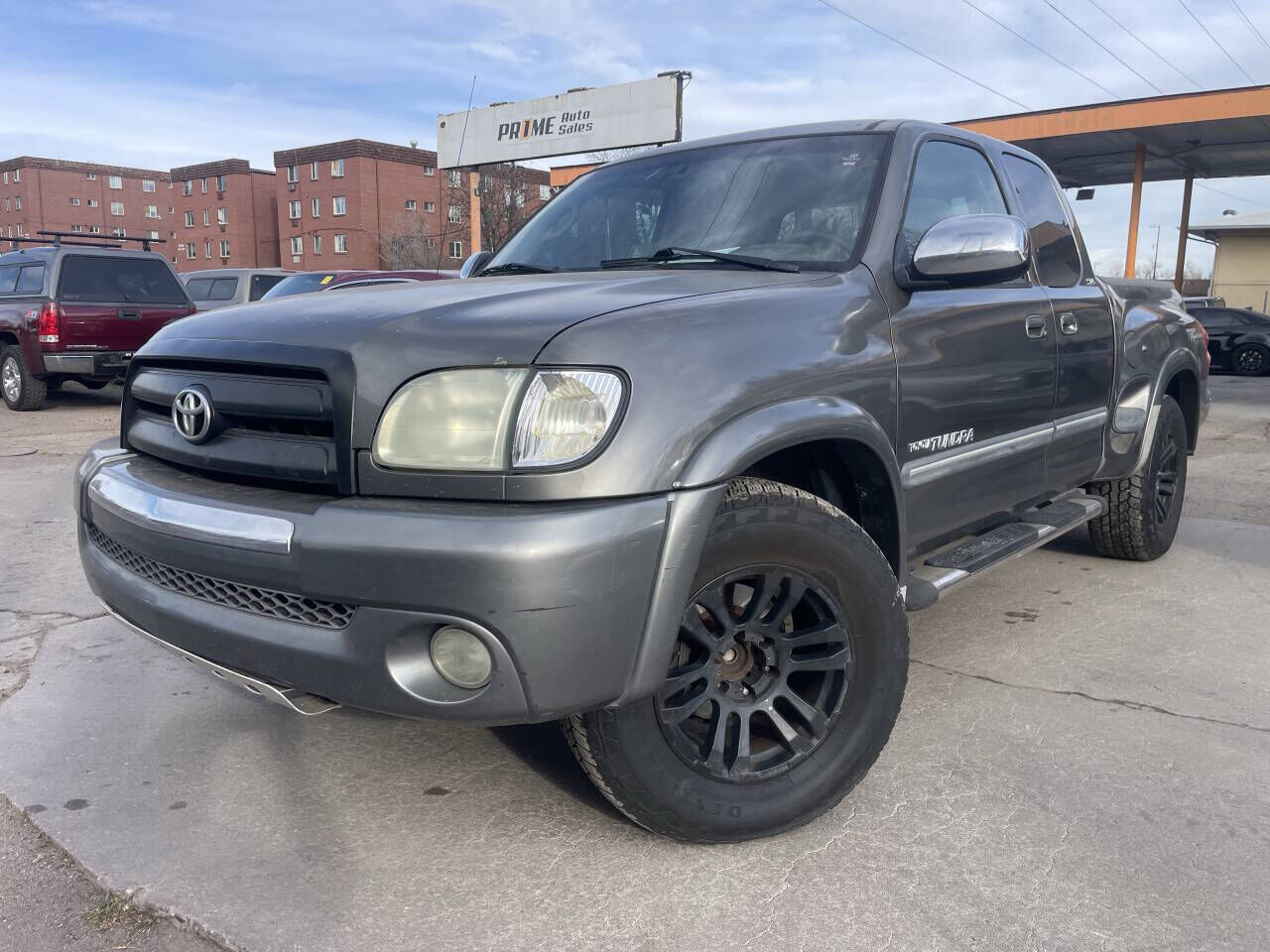 2004 TOYOTA Tundra