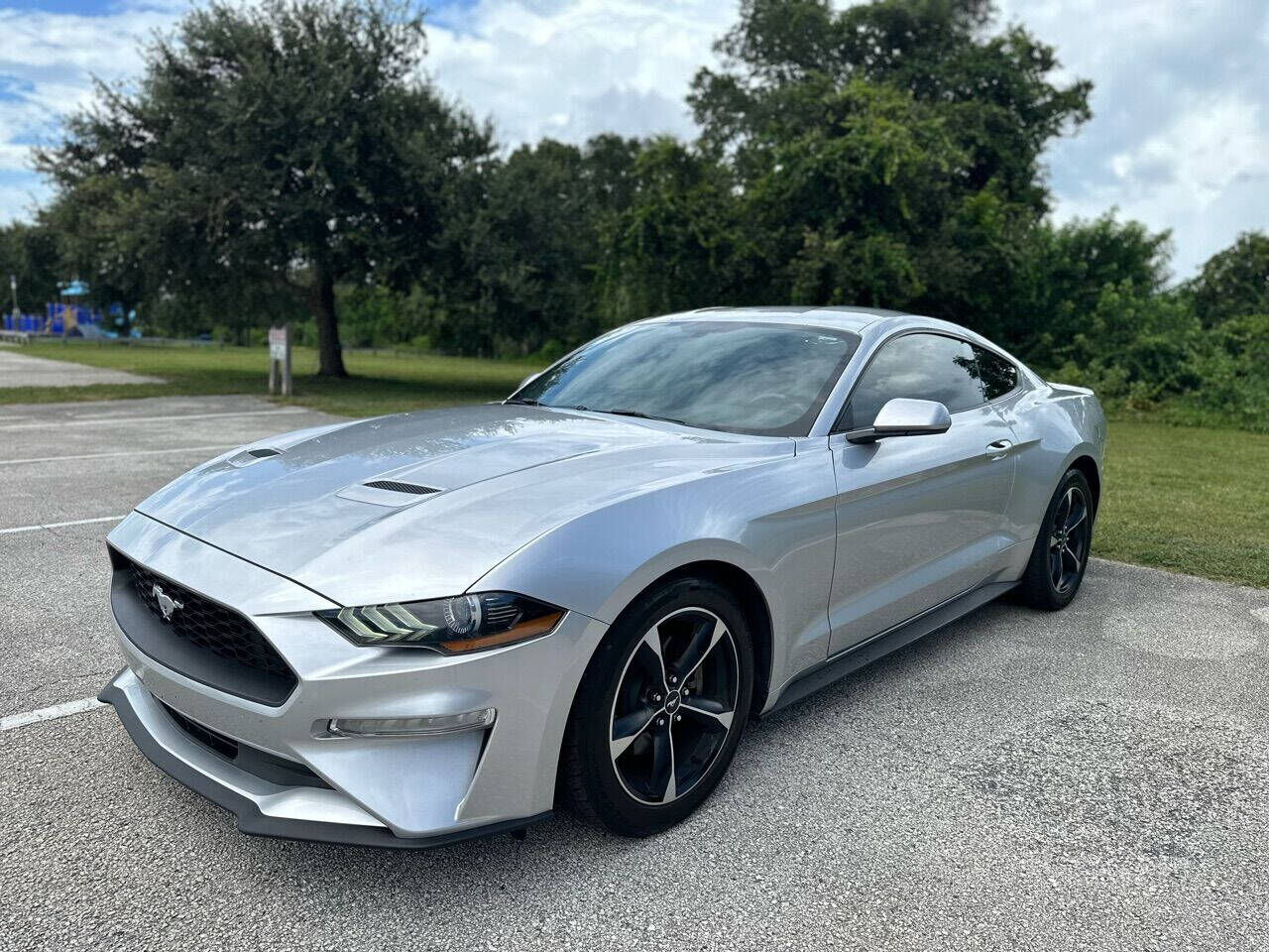 2019 FORD Mustang