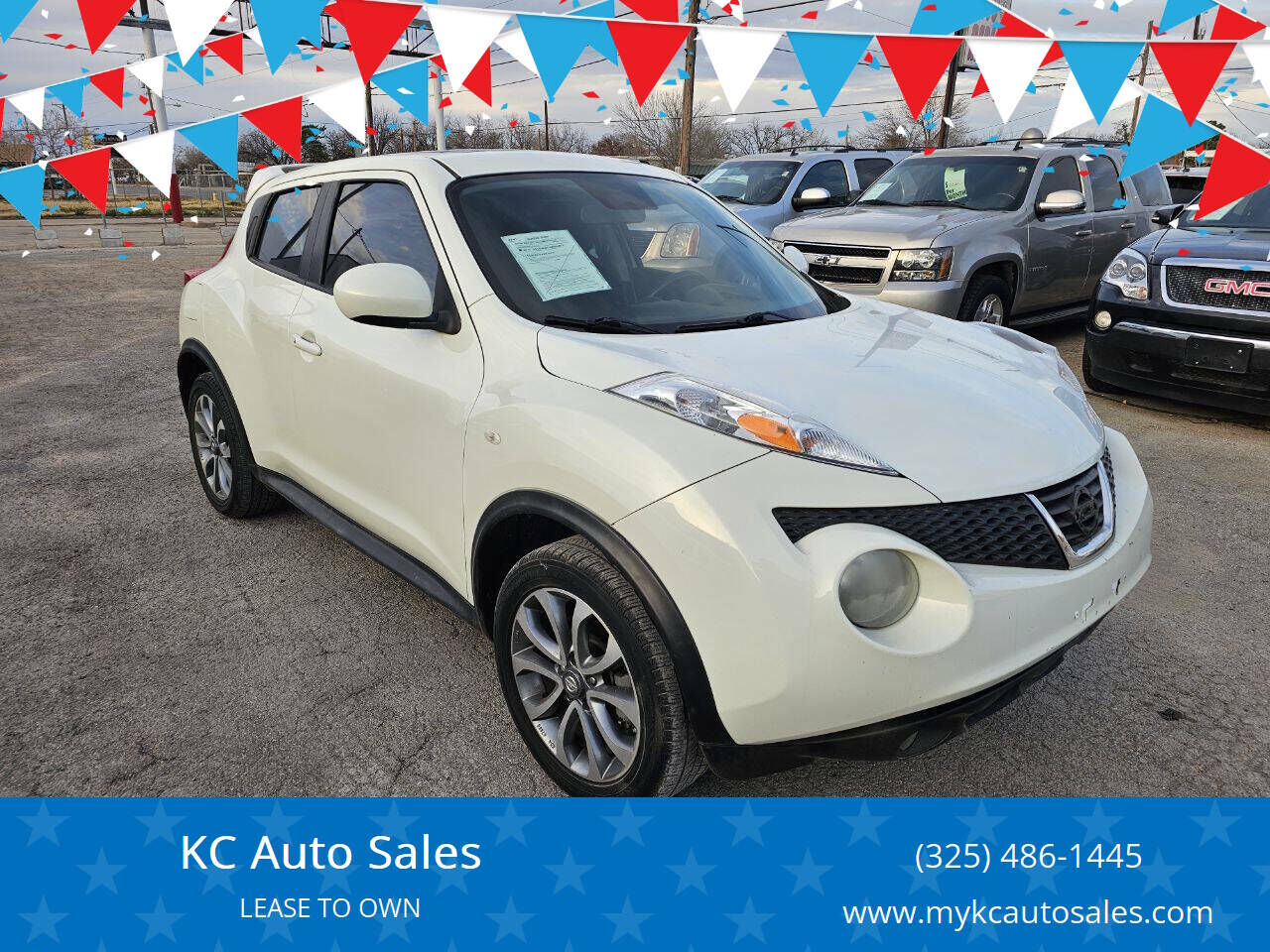 2011 NISSAN Juke