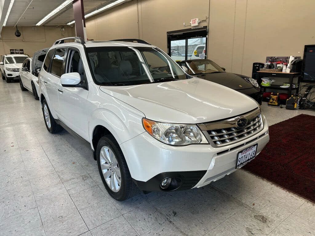 2013 SUBARU Forester