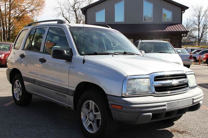 2003 CHEVROLET Tracker