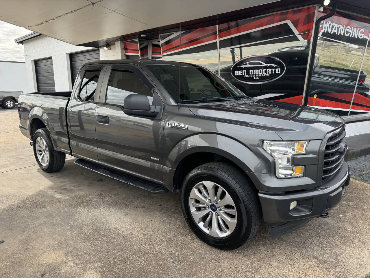 2017 FORD F-150