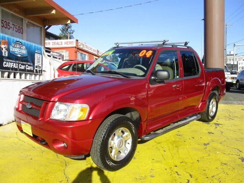 2004 FORD Explorer