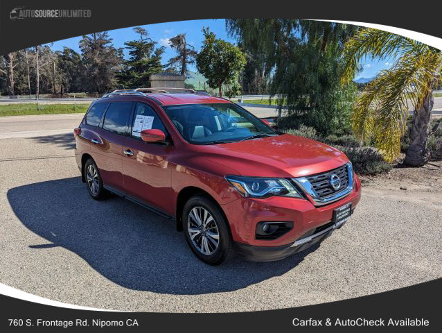 2017 NISSAN Pathfinder