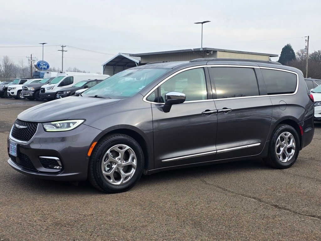 2022 CHRYSLER Pacifica