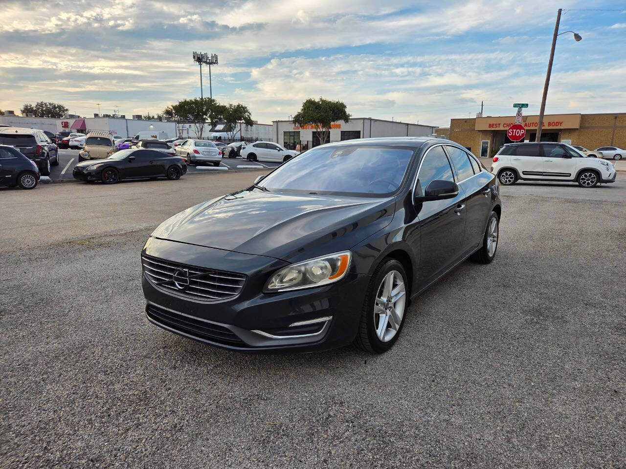 2014 VOLVO S60