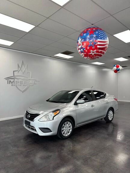 2019 NISSAN Versa