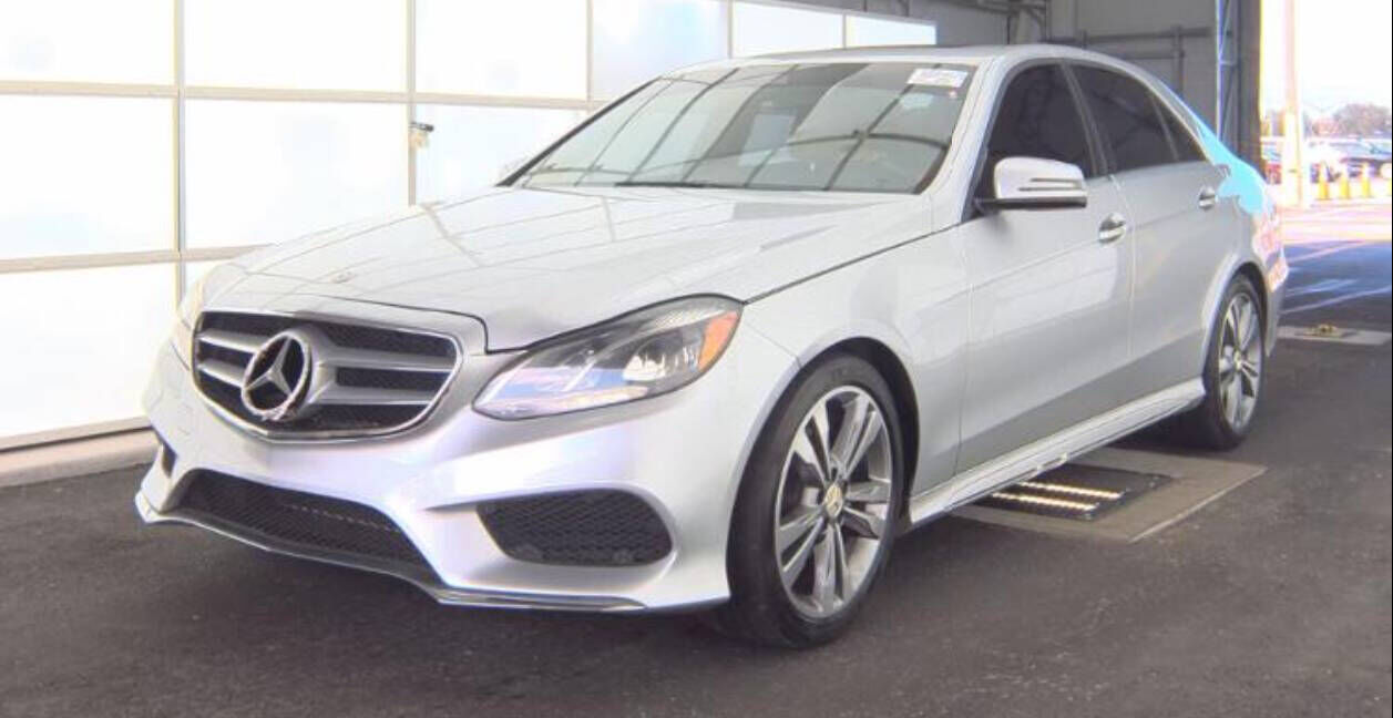 2016 MERCEDES-BENZ E-Class