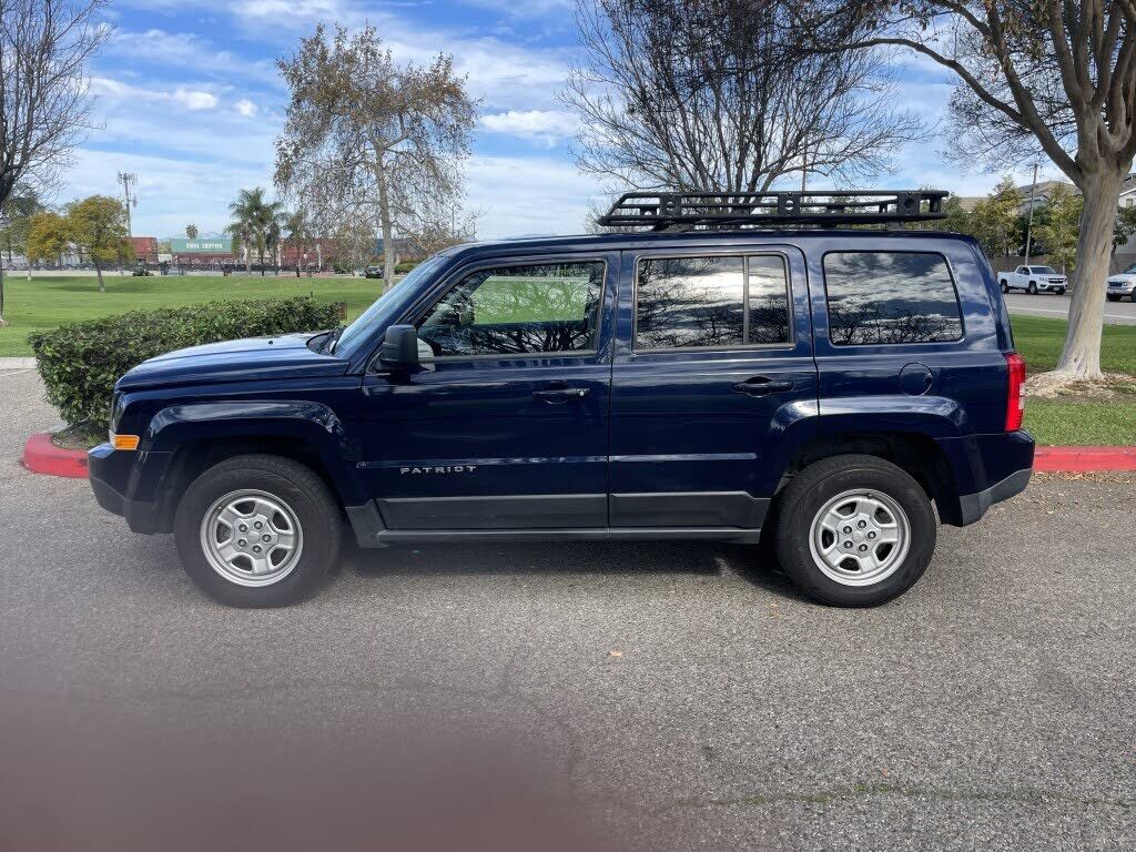 2017 JEEP Patriot