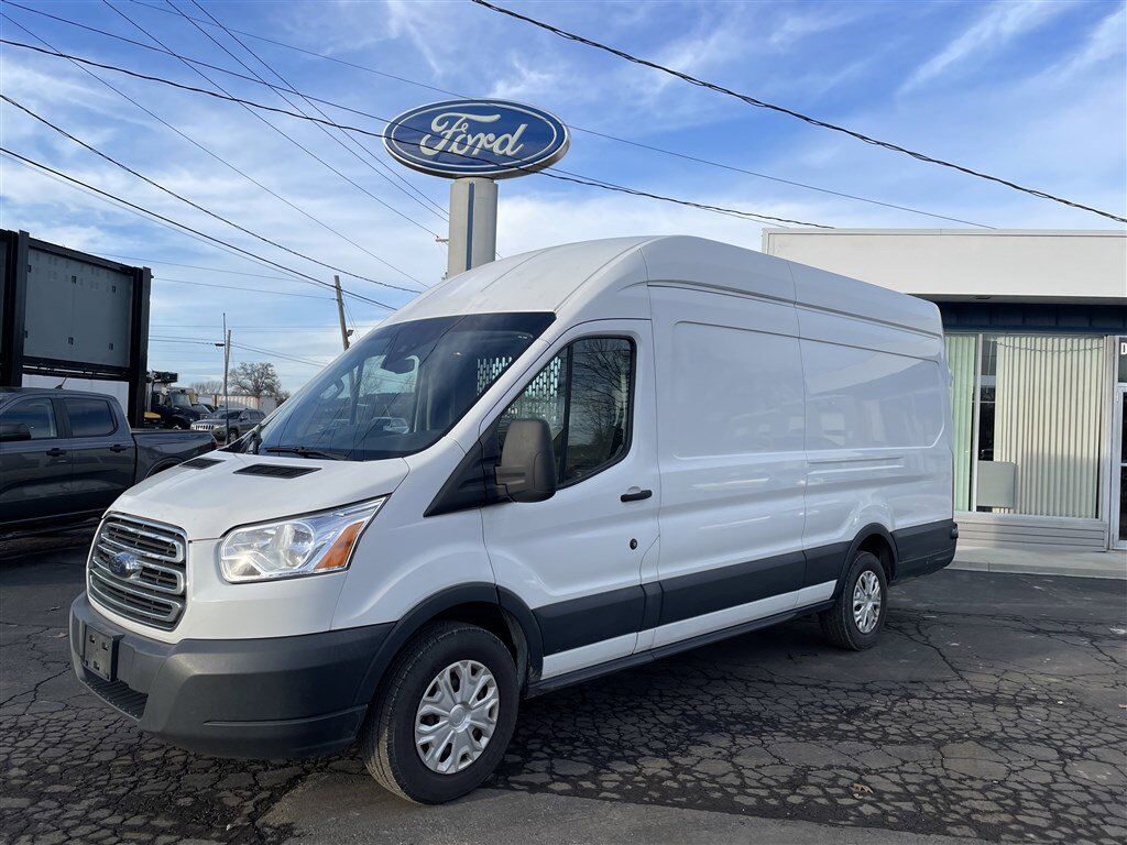 2017 FORD Transit