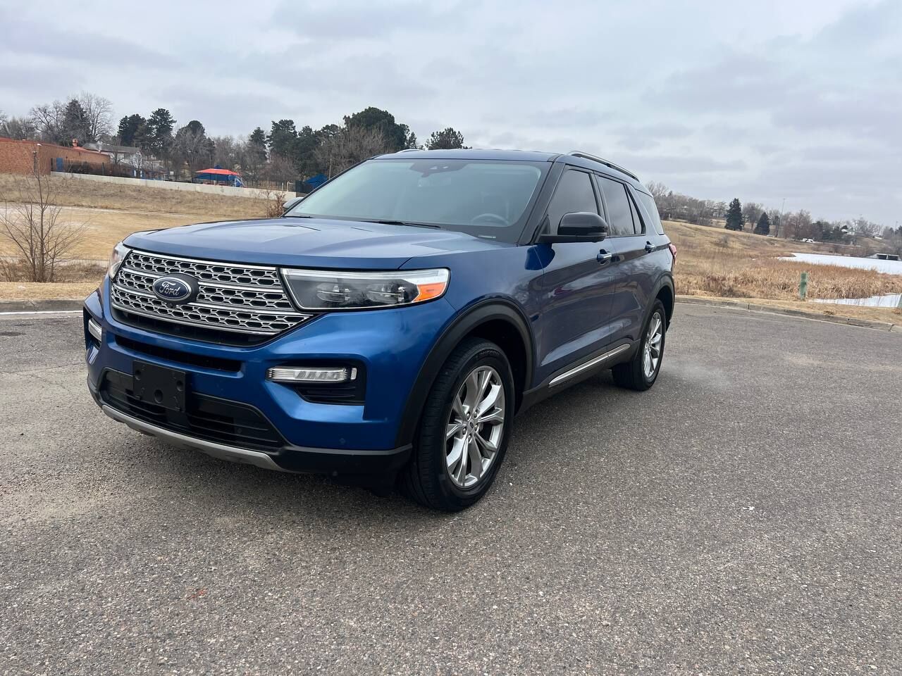 2021 FORD Explorer