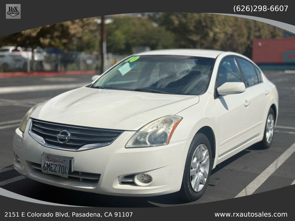 Nissan Altima