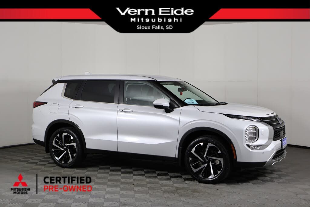 2023 MITSUBISHI Outlander