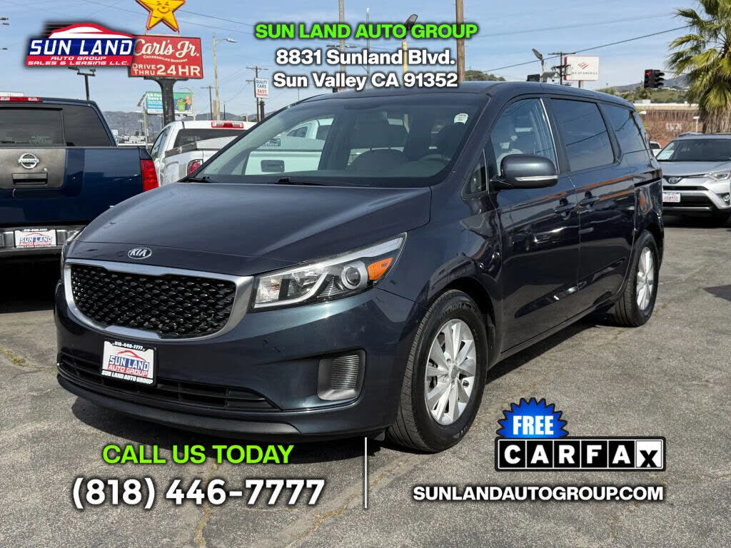 2017 KIA Sedona