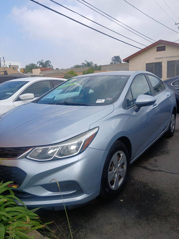 2017 CHEVROLET Cruze