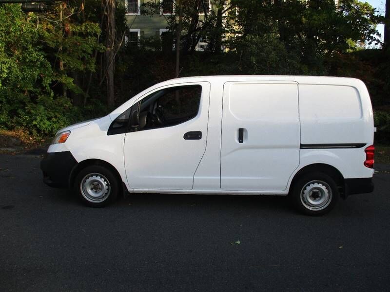 2015 NISSAN NV200