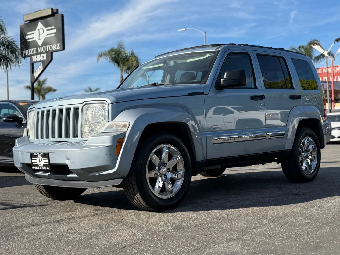 2012 JEEP Liberty