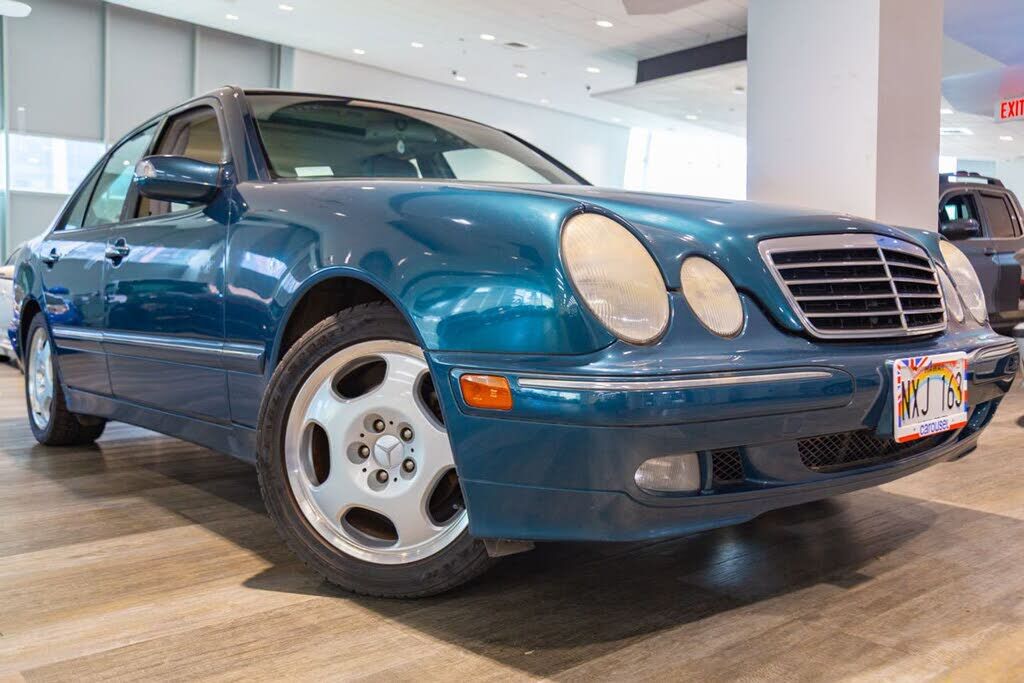 2000 MERCEDES-BENZ E-Class