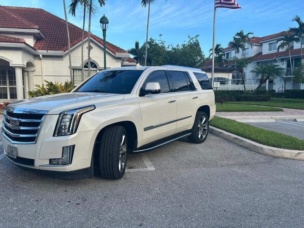 2015 CADILLAC Escalade