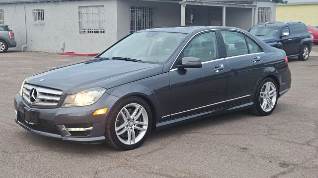 2013 MERCEDES-BENZ C-Class