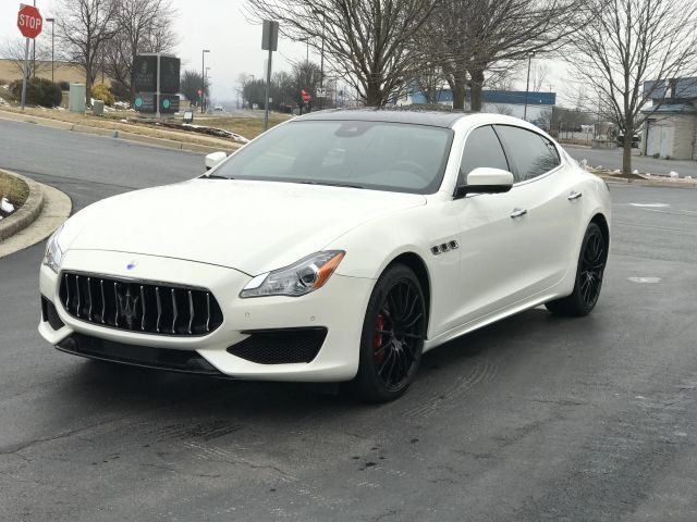2017 MASERATI Quattroporte