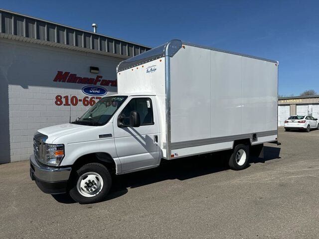 2024 FORD E-350
