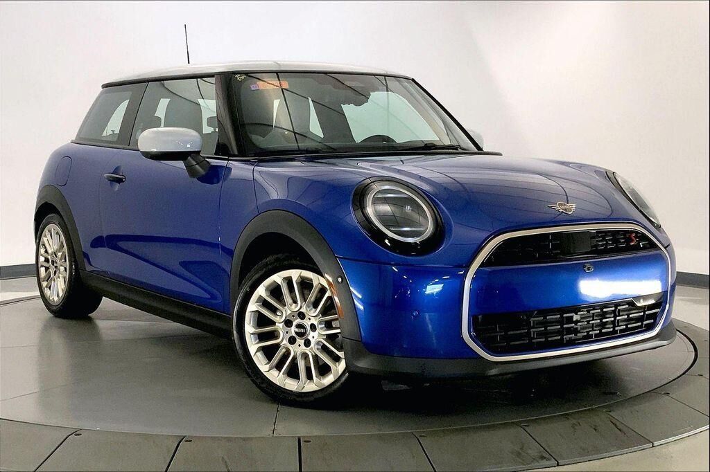2025 MINI Hardtop