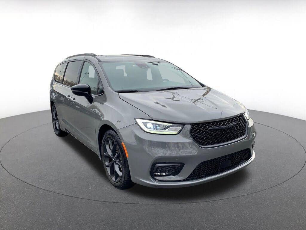 2025 CHRYSLER Pacifica