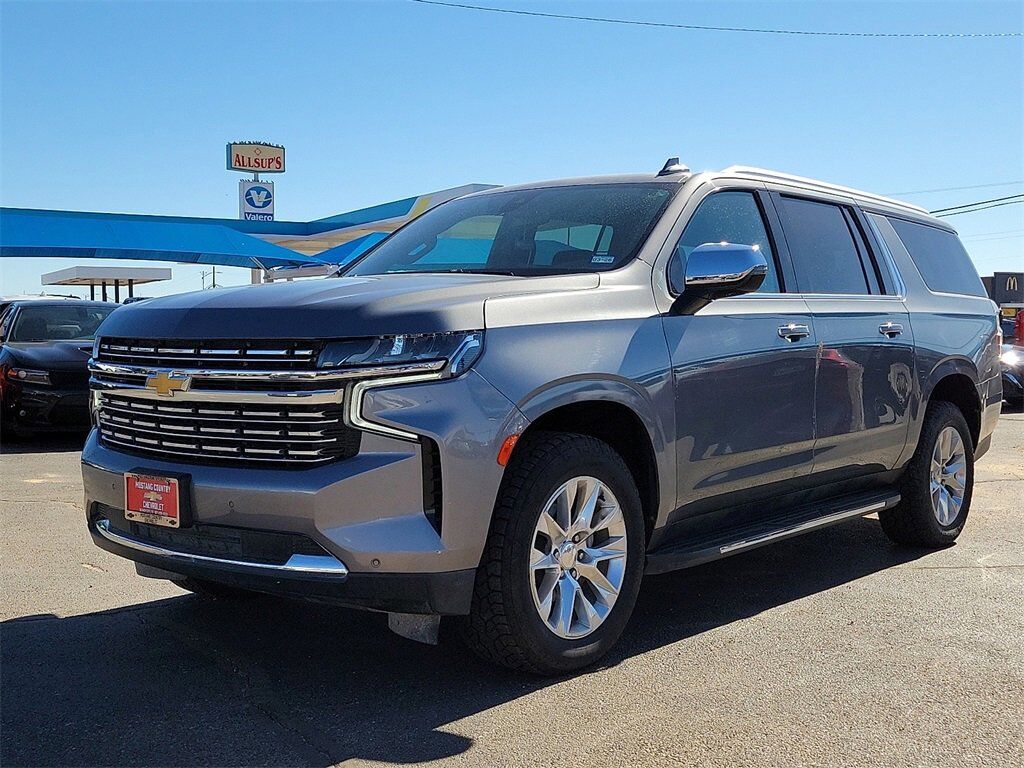 2022 CHEVROLET Suburban