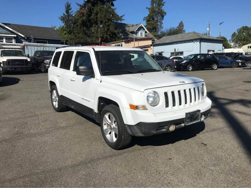 2016 JEEP Patriot