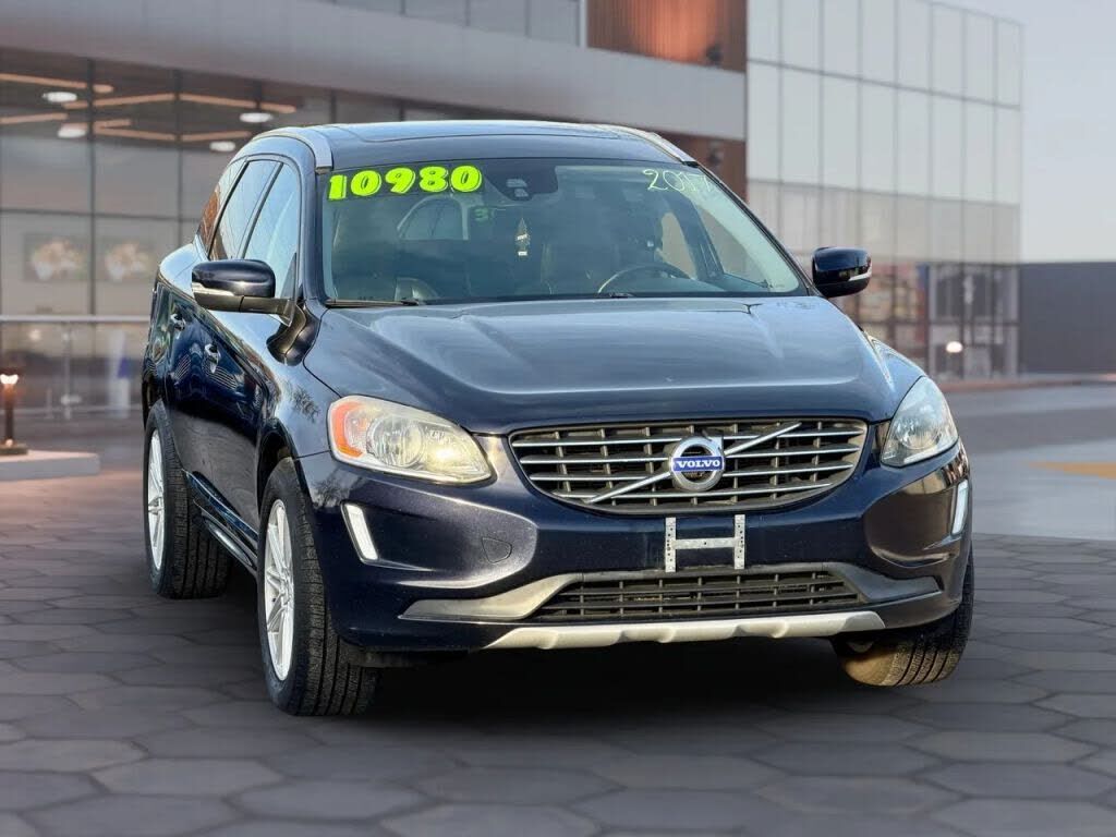 2017 VOLVO XC60