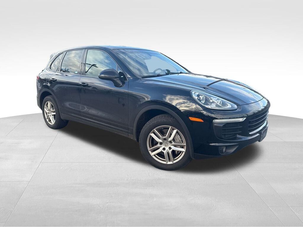 2016 PORSCHE Cayenne