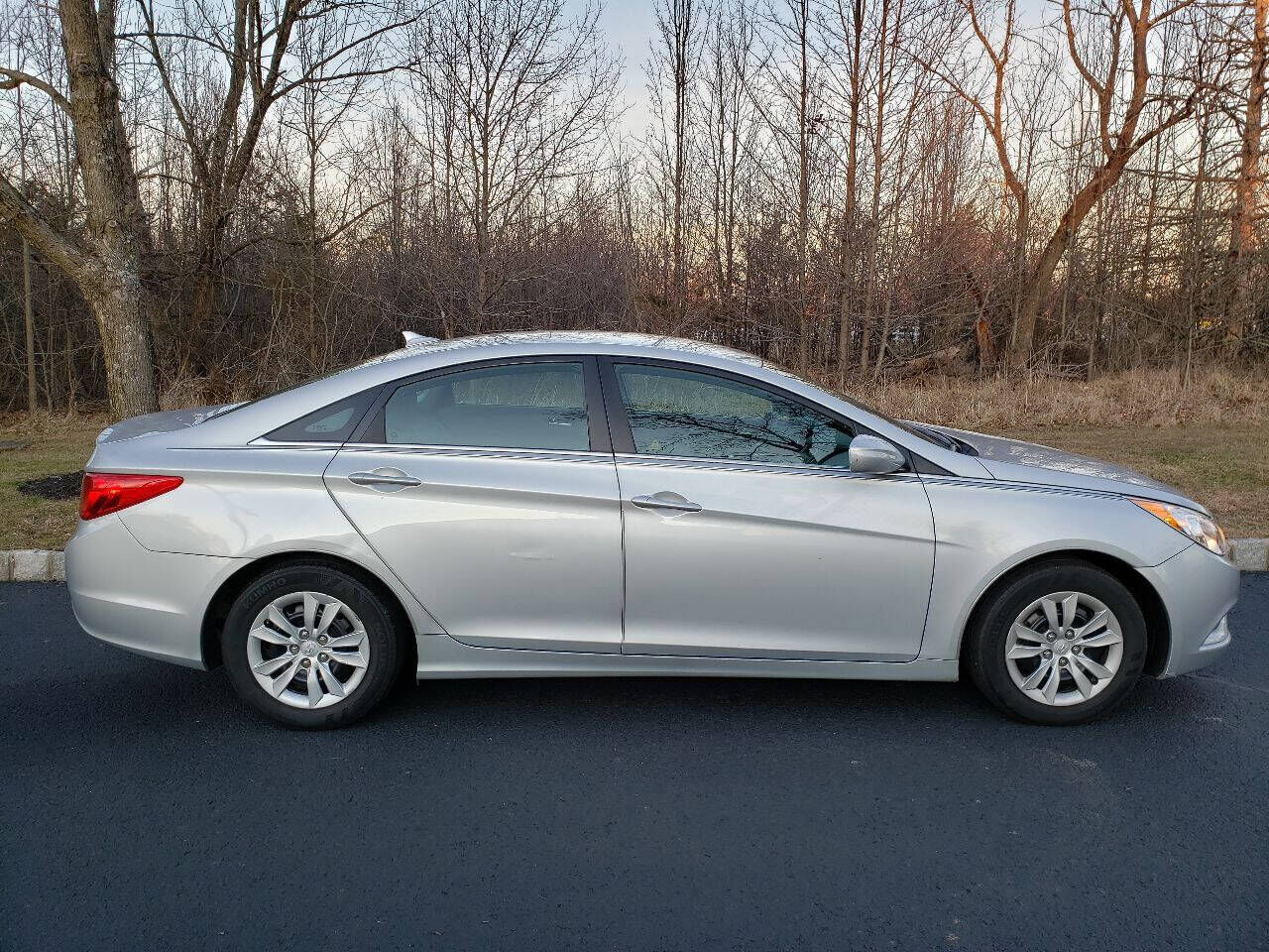 2011 HYUNDAI Sonata
