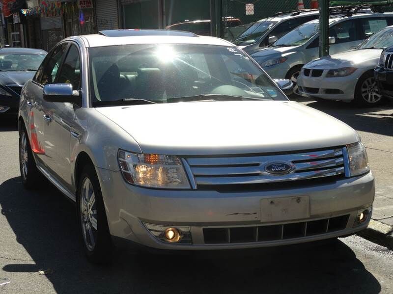 2008 FORD Taurus