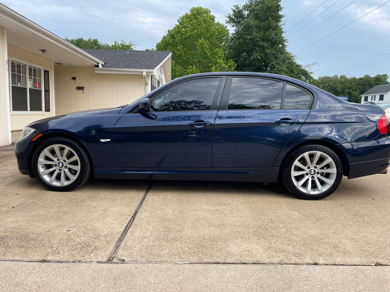 2011 BMW 3 Series