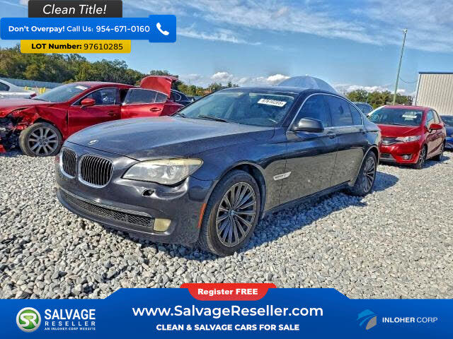 BMW 740i