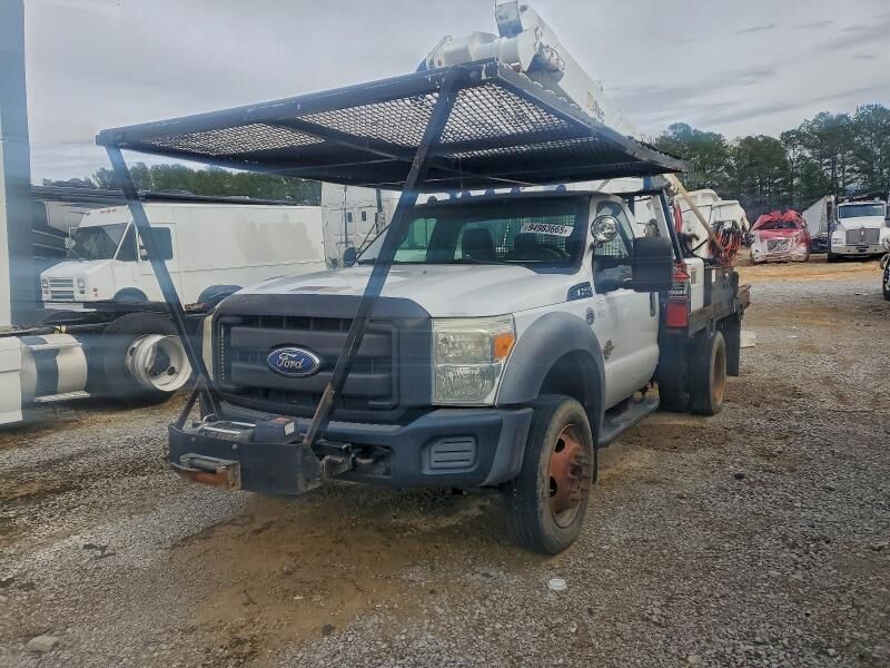 2011 FORD F-550