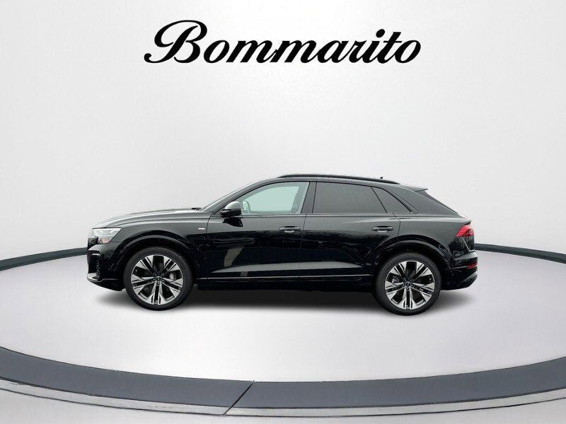 2026 Audi Q8