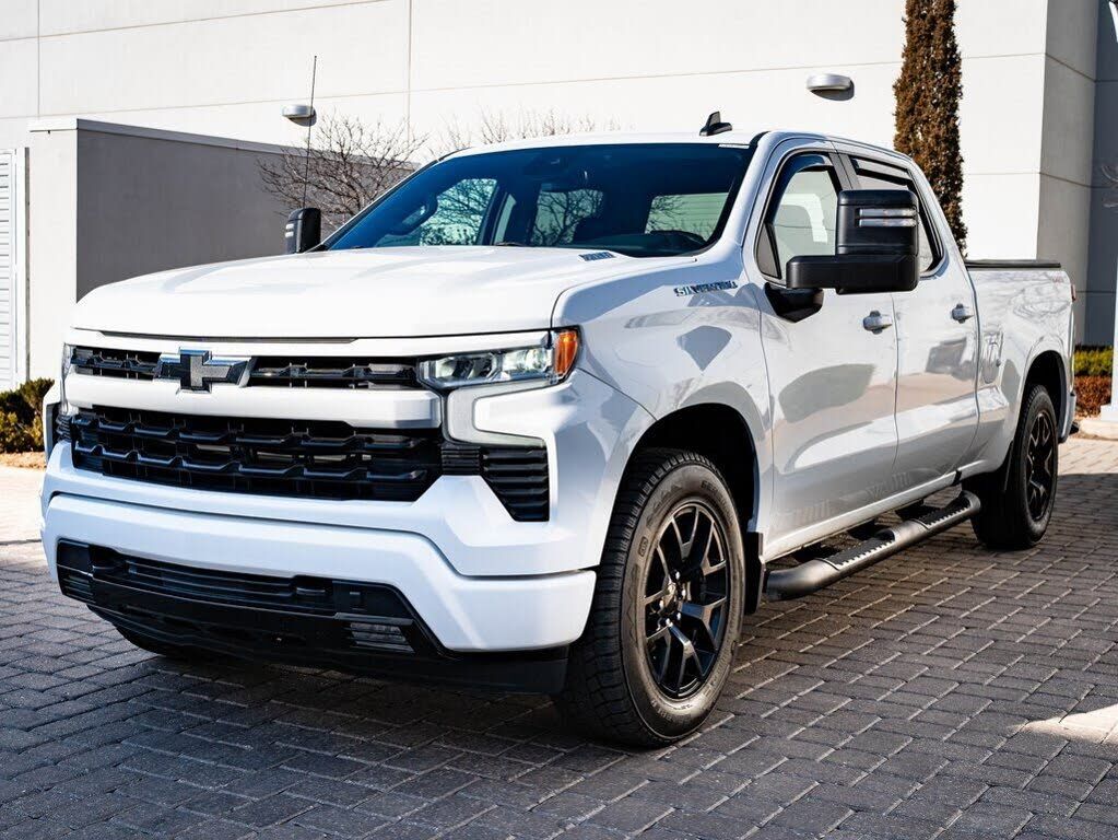 2023 CHEVROLET Silverado
