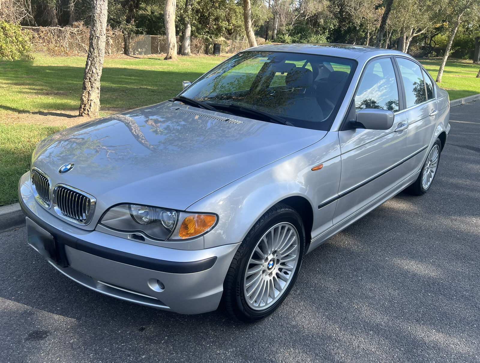 BMW 330i