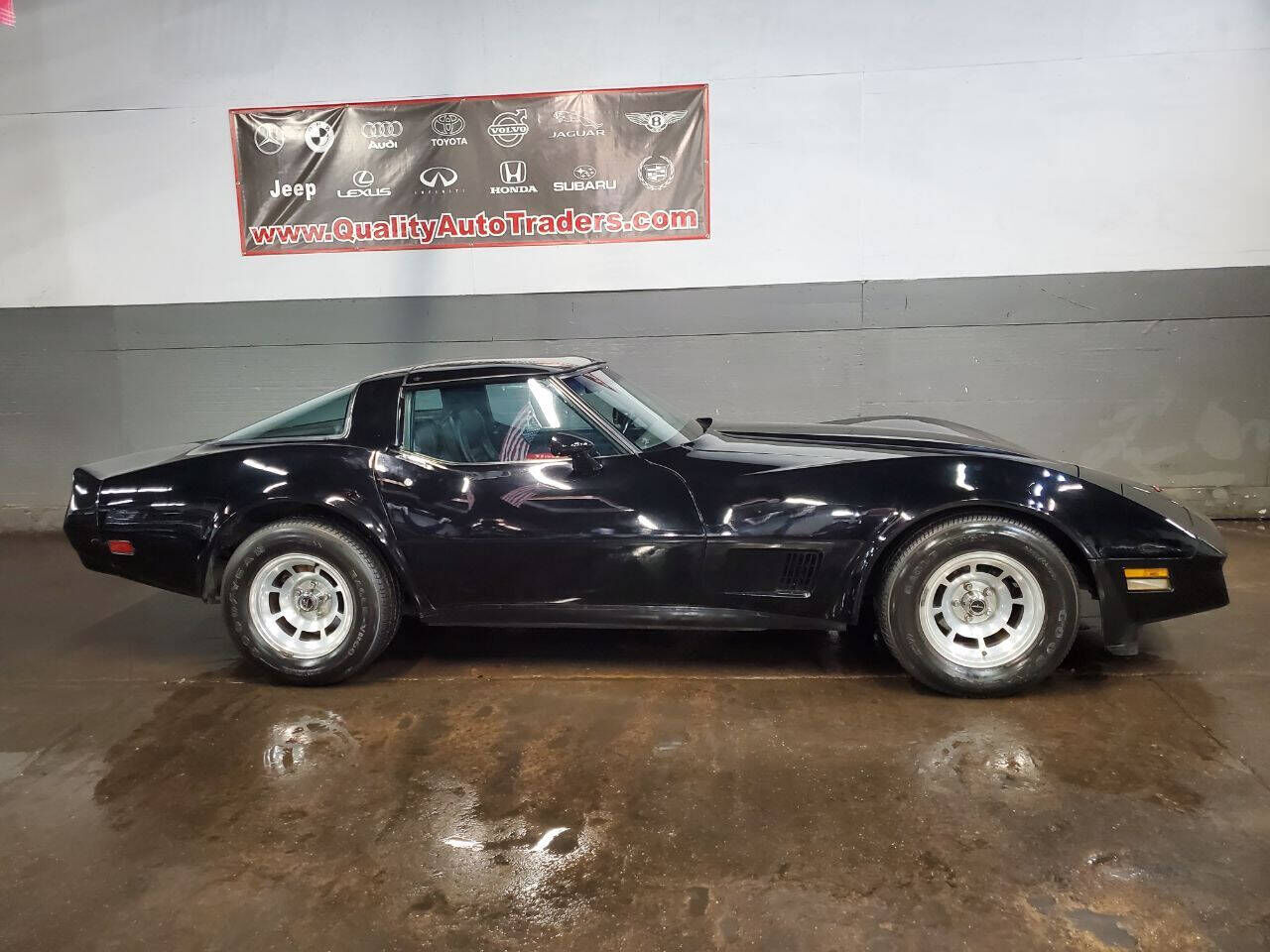 1981 CHEVROLET Corvette